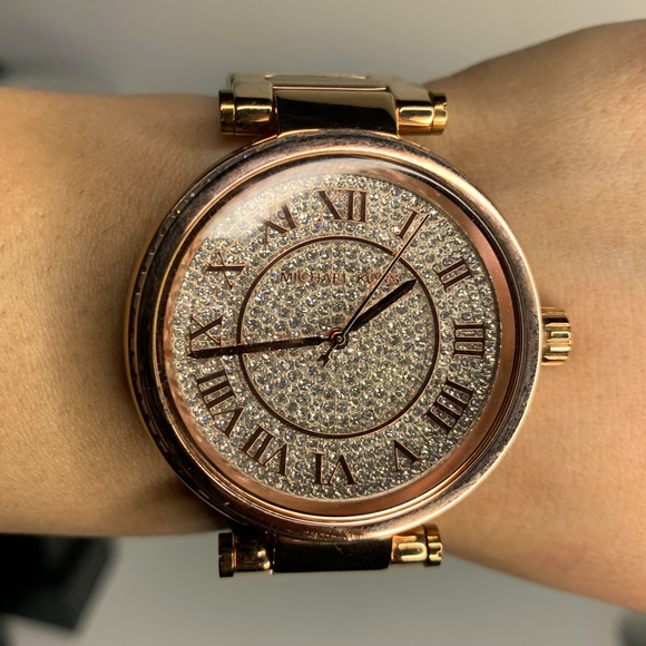 Michael Kors Skyler Rose Gold Watch - Picture 14 of 14